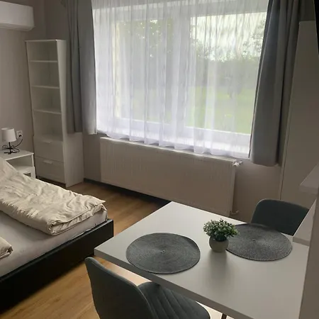 Garden Apartman *